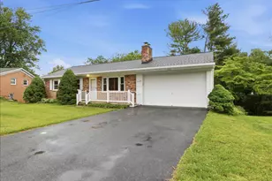 112 Locust Ct, Middletown, MD 21769 - Photo 3