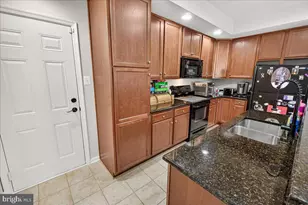 1858 Monocacy View Cir, Frederick, MD 21701 - Photo 15
