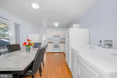 302 Manor Court, Frederick, MD 21701 - Photo 7