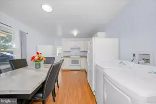 302 Manor Ct, Frederick, MD 21701 - Photo 7