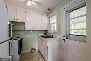 2 Norva Ave, Frederick, MD 21701 - Photo 11