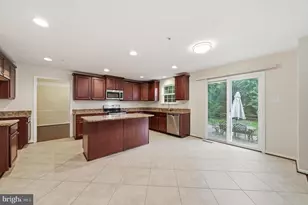 6728 Meadowlawn Cir, New Market, MD 21774 - Photo 15