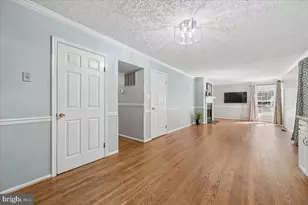 6396 Devonshire Ln, Frederick, MD 21703 - Photo 11