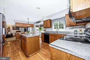 10717 Grangerford Ct, New Market, MD 21774 - Photo 7