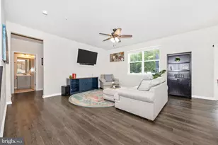 5613 Zoe Ln, Frederick, MD 21704 - Photo 3