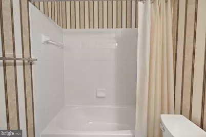 1740 Derrs Square E, Frederick, MD 21701 - Photo 27