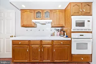 1149 Marthas Ct E, Knoxville, MD 21758 - Photo 15