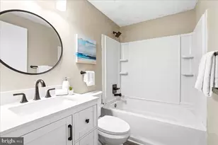 308 Heather Ridge Dr, Frederick, MD 21702 - Photo 27