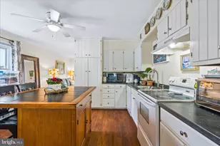 466 Carrollton Dr, Frederick, MD 21701 - Photo 11