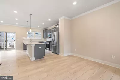 1421 Clingmans Dome Dr, Frederick, MD 21702 - Photo 9