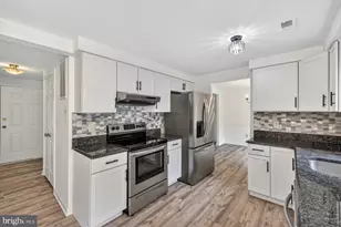 302 Spring Gate Ct, Mount Airy, MD 21771 - Photo 17