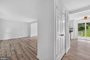 302 Spring Gate Ct, Mount Airy, MD 21771 - Photo 9