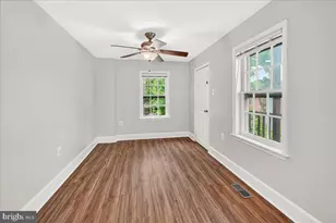33 E South St, Frederick, MD 21701 - Photo 31