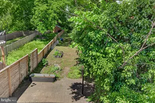 33 E South St, Frederick, MD 21701 - Photo 37