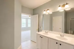 9520 Hyde Pl, Frederick, MD 21704 - Photo 13
