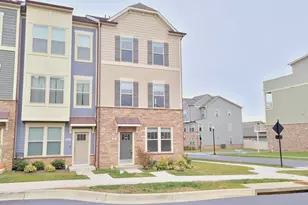 9001 Shady Pines Dr, Frederick, MD 21704 - Photo 3