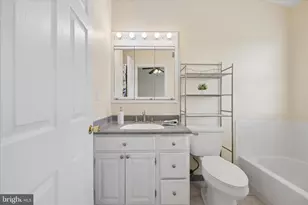 7115 Collinsworth Pl, Frederick, MD 21703 - Photo 27