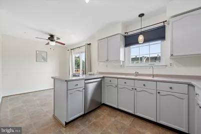 7115 Collinsworth Place, Frederick, MD 21703 - Photo 7