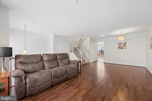 7115 Collinsworth Pl, Frederick, MD 21703 - Photo 13