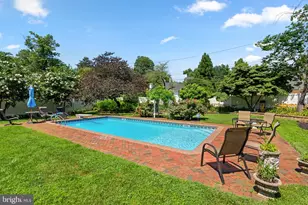 305 College Pl, Frederick, MD 21701 - Photo 5