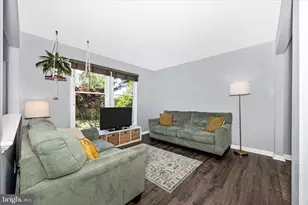 2412 Dunmore Ct, Frederick, MD 21702 - Photo 3