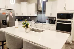 422 Constellation Ln, Frederick, MD 21701 - Photo 5
