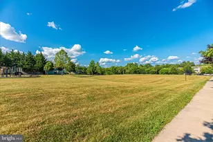 2039 Sumner Dr, Frederick, MD 21702 - Photo 57