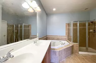 3642 Carriage Hill Dr, Frederick, MD 21704 - Photo 11