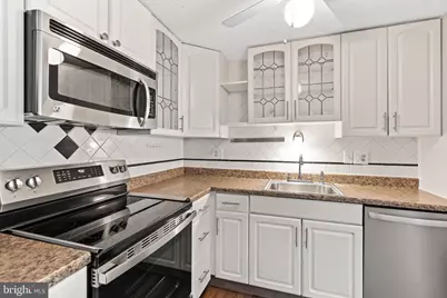 402 Cranberry Court, Frederick, MD 21703 - Photo 5