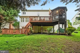 11203 Yardley Ct, Ijamsville, MD 21754 - Photo 5