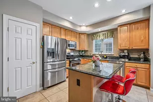 11203 Yardley Ct, Ijamsville, MD 21754 - Photo 25