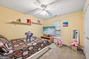 11203 Yardley Ct, Ijamsville, MD 21754 - Photo 45