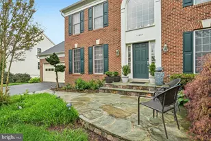 11203 Yardley Ct, Ijamsville, MD 21754 - Photo 7