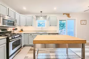 406 Blossom Ln, Frederick, MD 21701 - Photo 13
