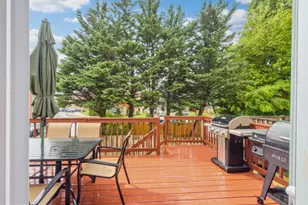 406 Blossom Ln, Frederick, MD 21701 - Photo 15
