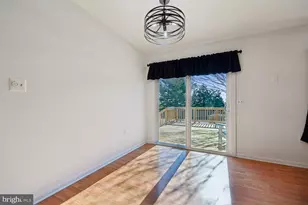 7993 Pleasant Ct, Frederick, MD 21701 - Photo 9