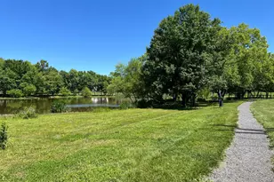 7135 Collinsworth Pl, Frederick, MD 21703 - Photo 5