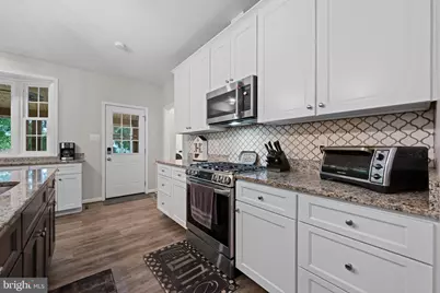 8730 Mapleville, Mount Airy, MD 21771 - Photo 25