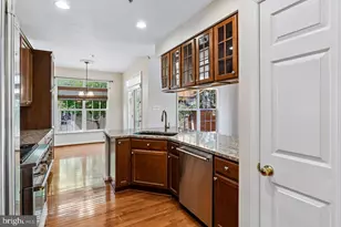2531 Island Grove Blvd, Frederick, MD 21701 - Photo 9