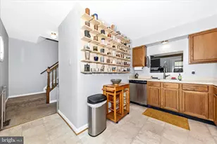 6631 E Beach Dr, New Market, MD 21774 - Photo 9