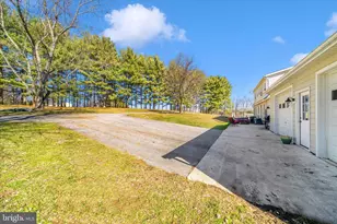 8730 Mapleville, Mount Airy, MD 21771 - Photo 85