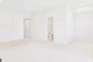 33 Chester Ct, Middletown, MD 21769 - Photo 5