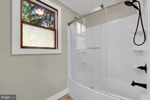 10856 Wolfsville Rd, Myersville, MD 21773 - Photo 13