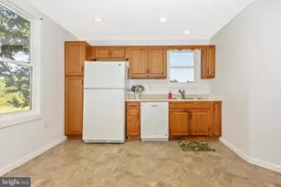 13634 Glissans Mill Rd, Mount Airy, MD 21771 - Photo 11