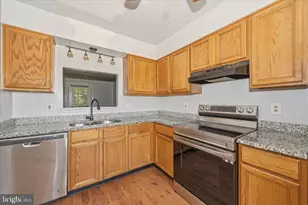 6627 E Beach Dr, New Market, MD 21774 - Photo 13