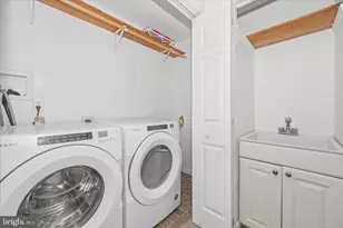 6627 E Beach Dr, New Market, MD 21774 - Photo 33