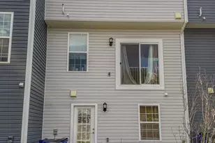 1406 Clingmans Dome Dr, Frederick, MD 21702 - Photo 3