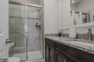 1406 Clingmans Dome Dr, Frederick, MD 21702 - Photo 3