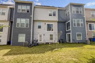 1406 Clingmans Dome Dr, Frederick, MD 21702 - Photo 5
