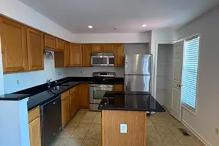 1554 Beverly Ct, Frederick, MD 21701 - Photo 13